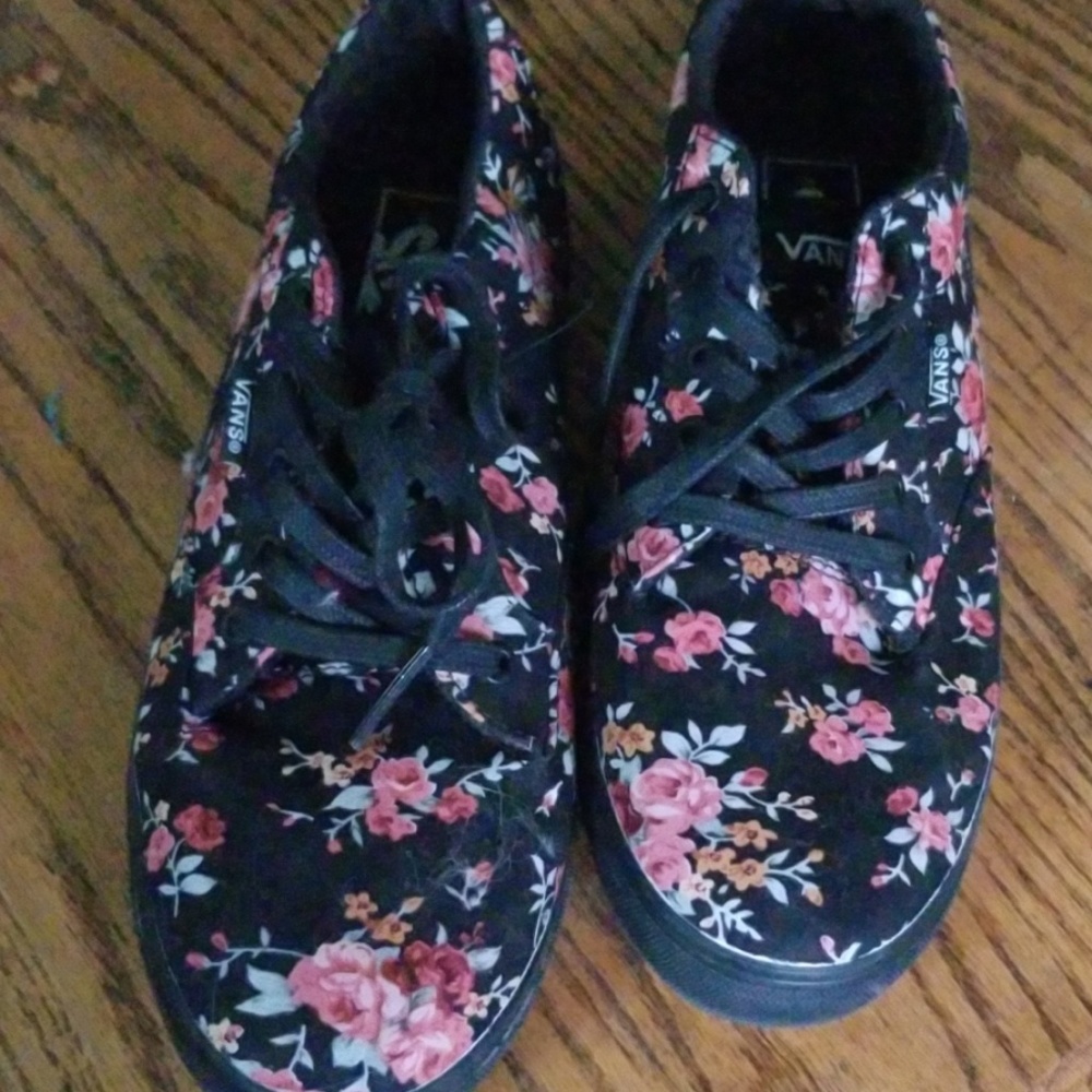 Black and floral tennis shoes